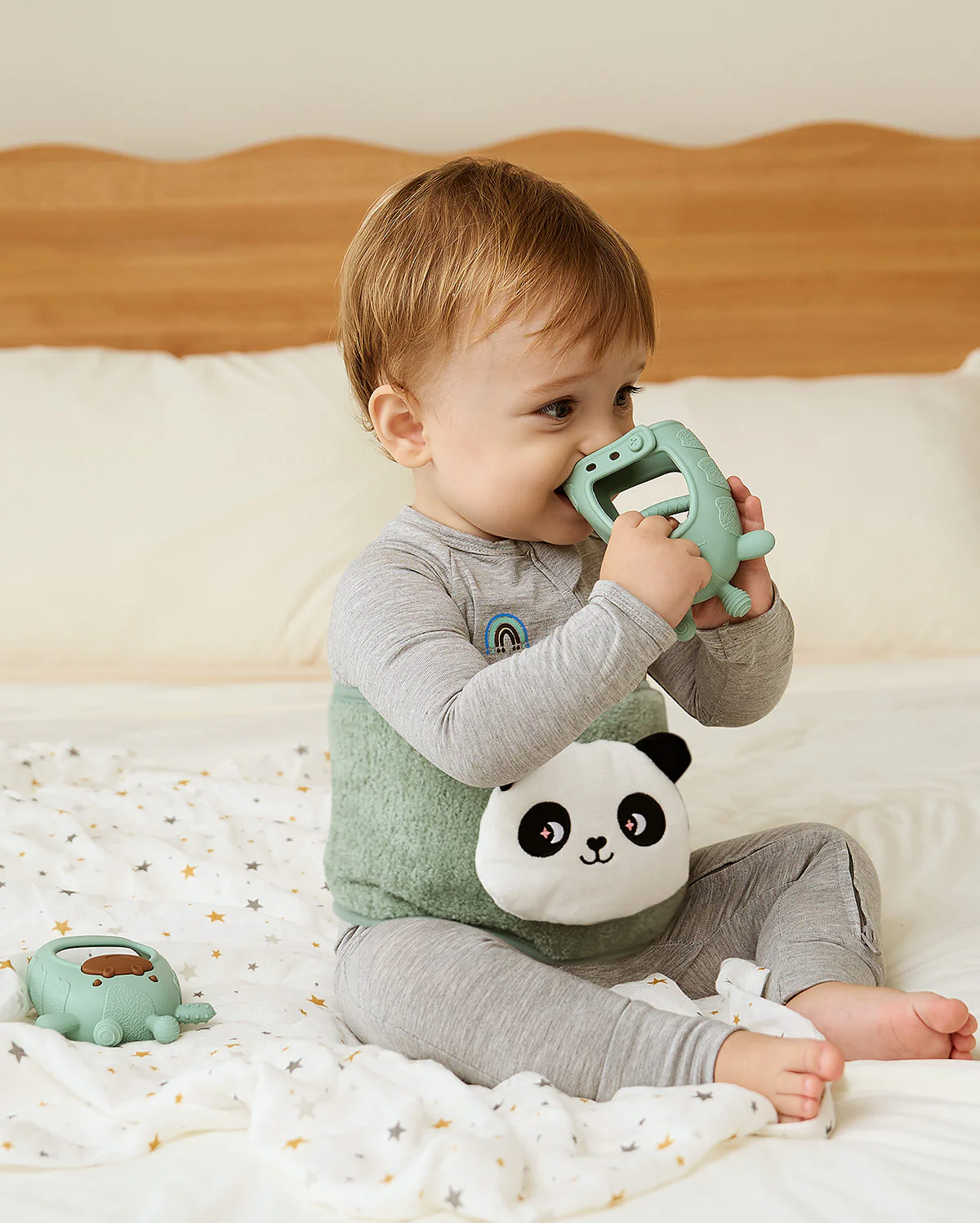 Momcozy All-in-1 Elite Baby Kit - Image 9