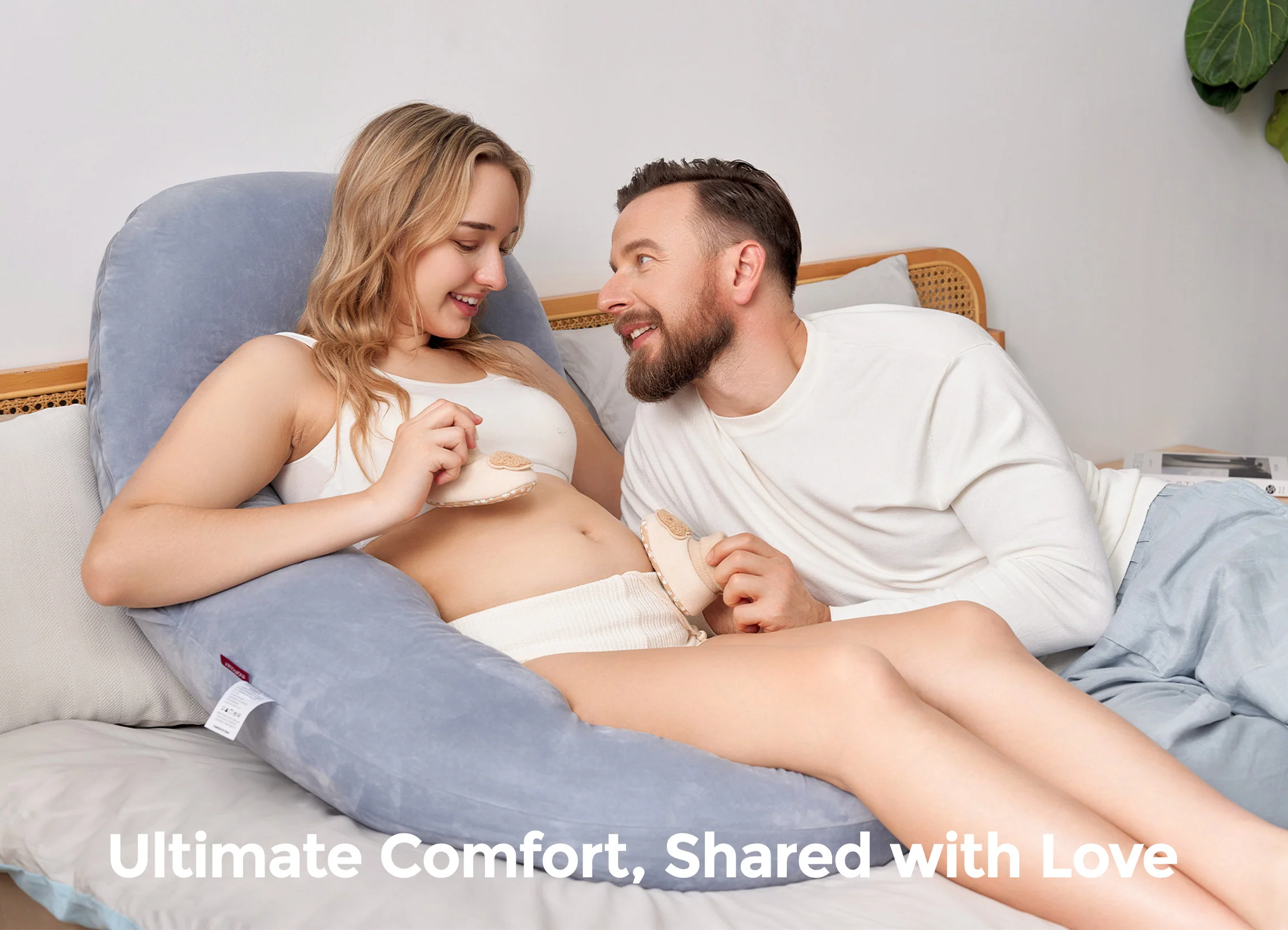 Momcozy dreamlign pregnancy Pillow - Image 9