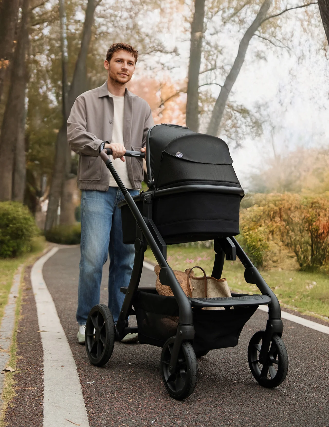 Outing Bundle: ChangeGo Baby Stroller and Handheld Cooling Fan - Image 5